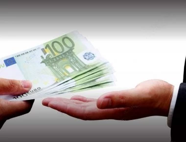 Αθώοι γιατροί και ο πρώην αντιπρόεδρος Novartis για δωροδοκία